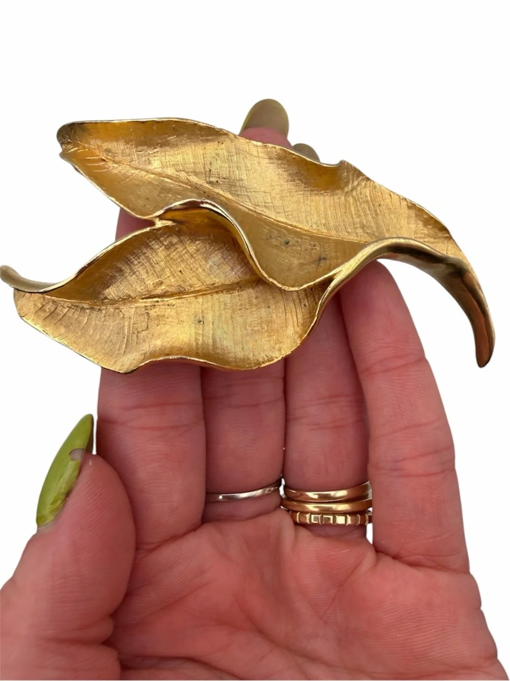 Vintage Capri Signed Gold Tone Sculptural Leaf Brooch Pin 3.5”